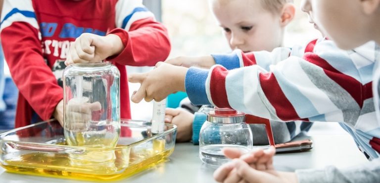 Nowohucki Uniwersytet Dzieci zaprasza na zajęcia!