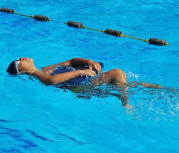 Nauka pływania dla dzieci w Krakowie – bezpieczna przygoda w wodzie