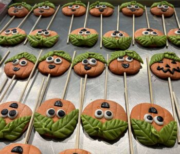 Halloweenowe warsztaty kręcenia lizaków!