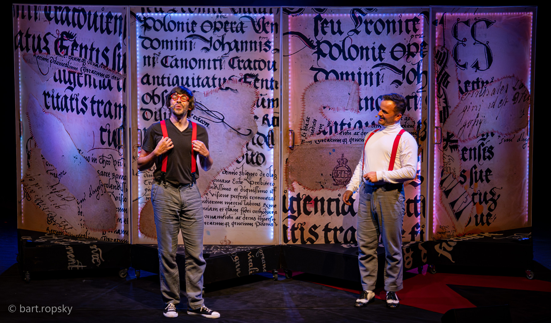 Bajka posklejana archiwisty Jana w Teatrze Groteska