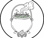 Bulgoczący kocioł z składnikami eliksiru (oczy, kości) i unoszącym się dymem, kolorowanka dla dzieci, czarne kontury...