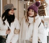 Ferie zimowe – jak się ubrać, aby połączyć styl i wygodę?