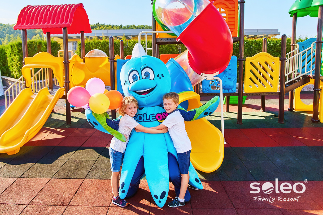 SOLEO&reg; Family Resort &ndash; rodzinny raj nad Bałtykiem. Komfortowe domki nad morzem i animacje dla dzieci przez cały dzień!