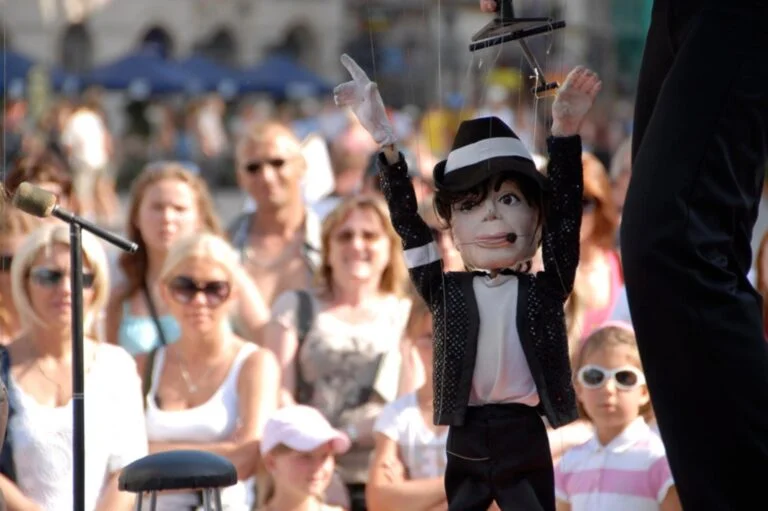 Iluzja Marionetki w Malowanym Koniku!