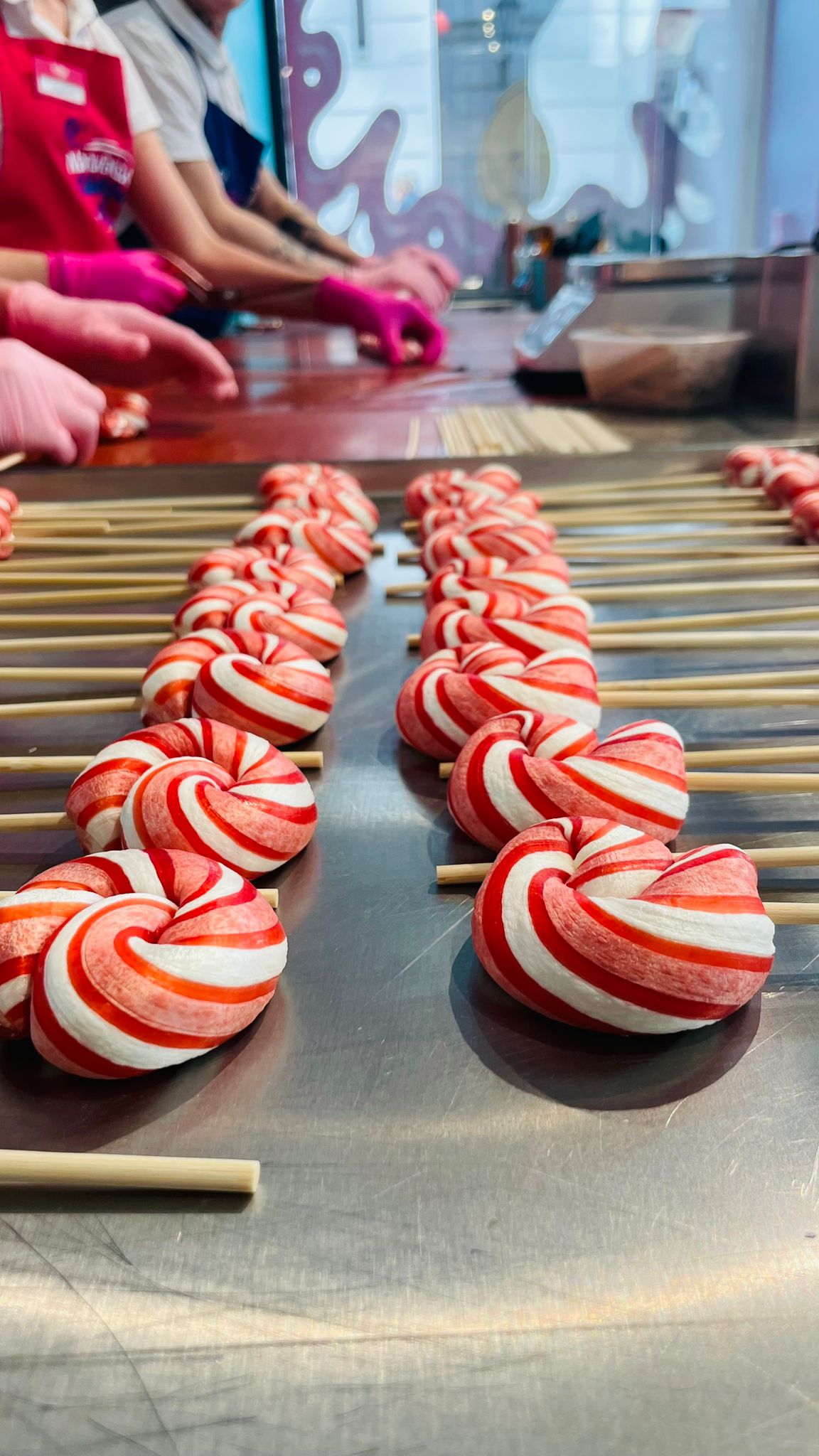 Patriotyczne Warsztaty Kręcenia Lizaków