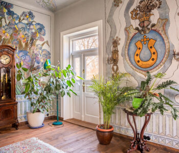 Dw&oacute;r w Rzepienniku Biskupim_fot_A_Rzepa_MIK_2025_CC BY SA 4_0 (1)