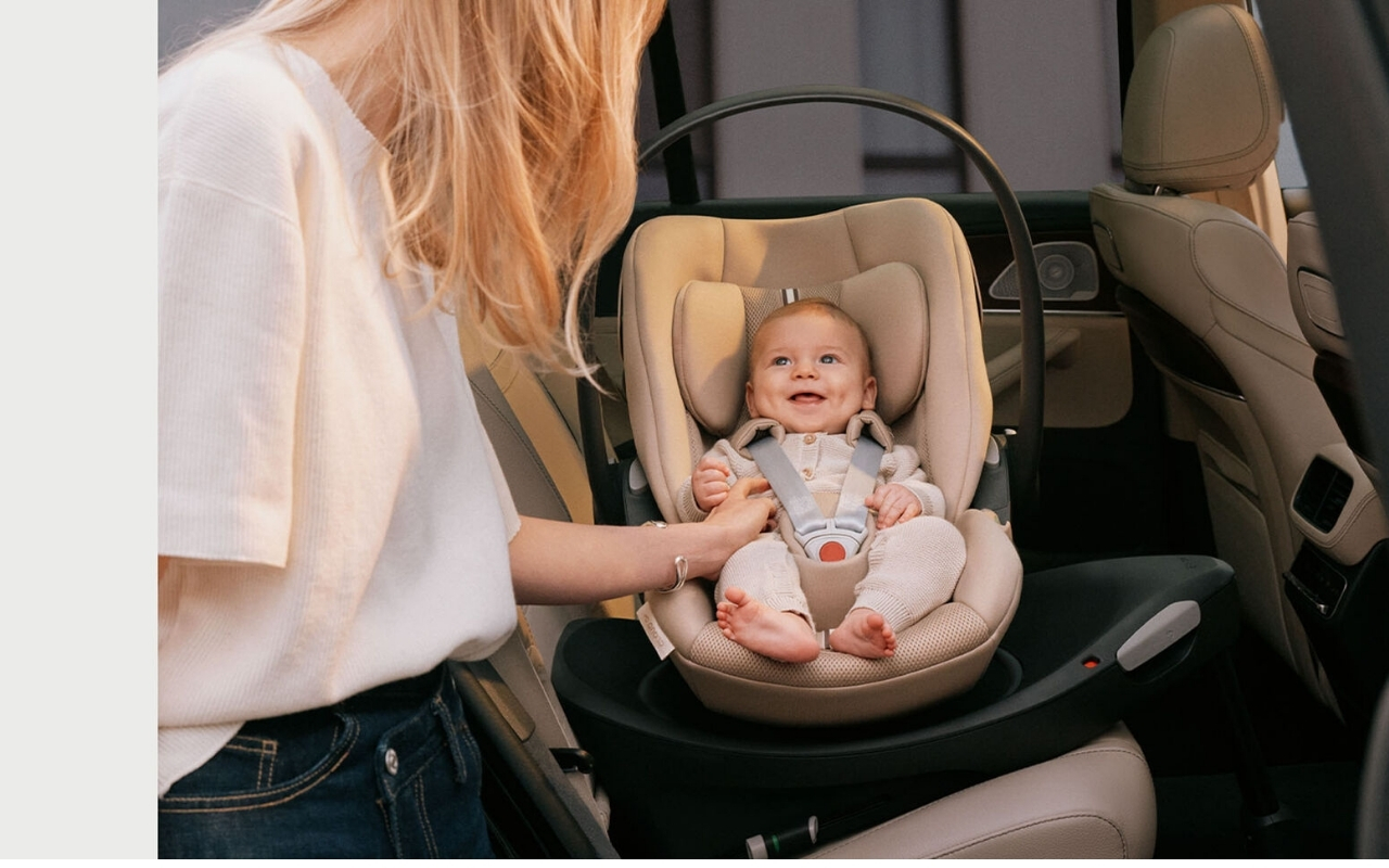 Kategorie fotelików samochodowych: Jak bezpiecznie wybrać fotelik dla Twojego dziecka?