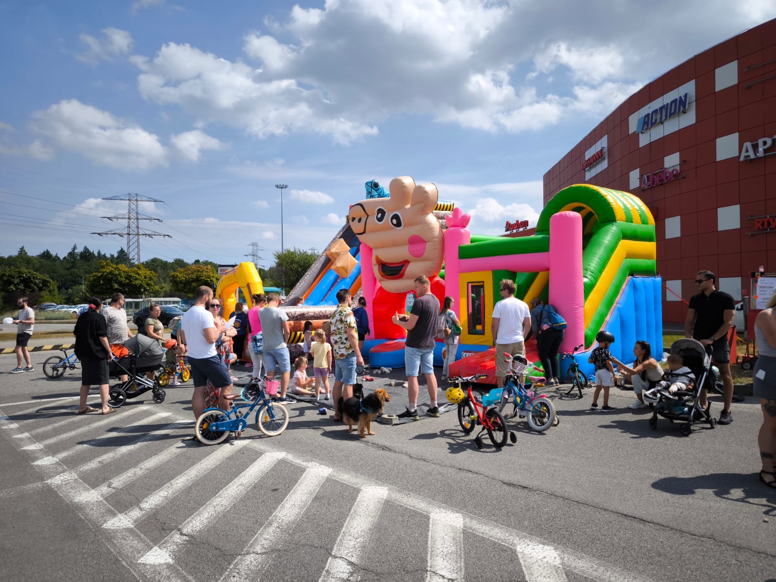Do jazdy, gotowi, start! Dziecięce Zawody Rowerkowe przy CH Osowa