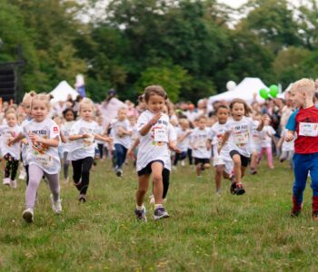 Dzieci pobiegną dla swoich r&oacute;wieśnik&oacute;w. Ruszyły zapisy do PBR Kids w Krakowie