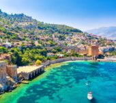widok na wybrzeże Alanya
