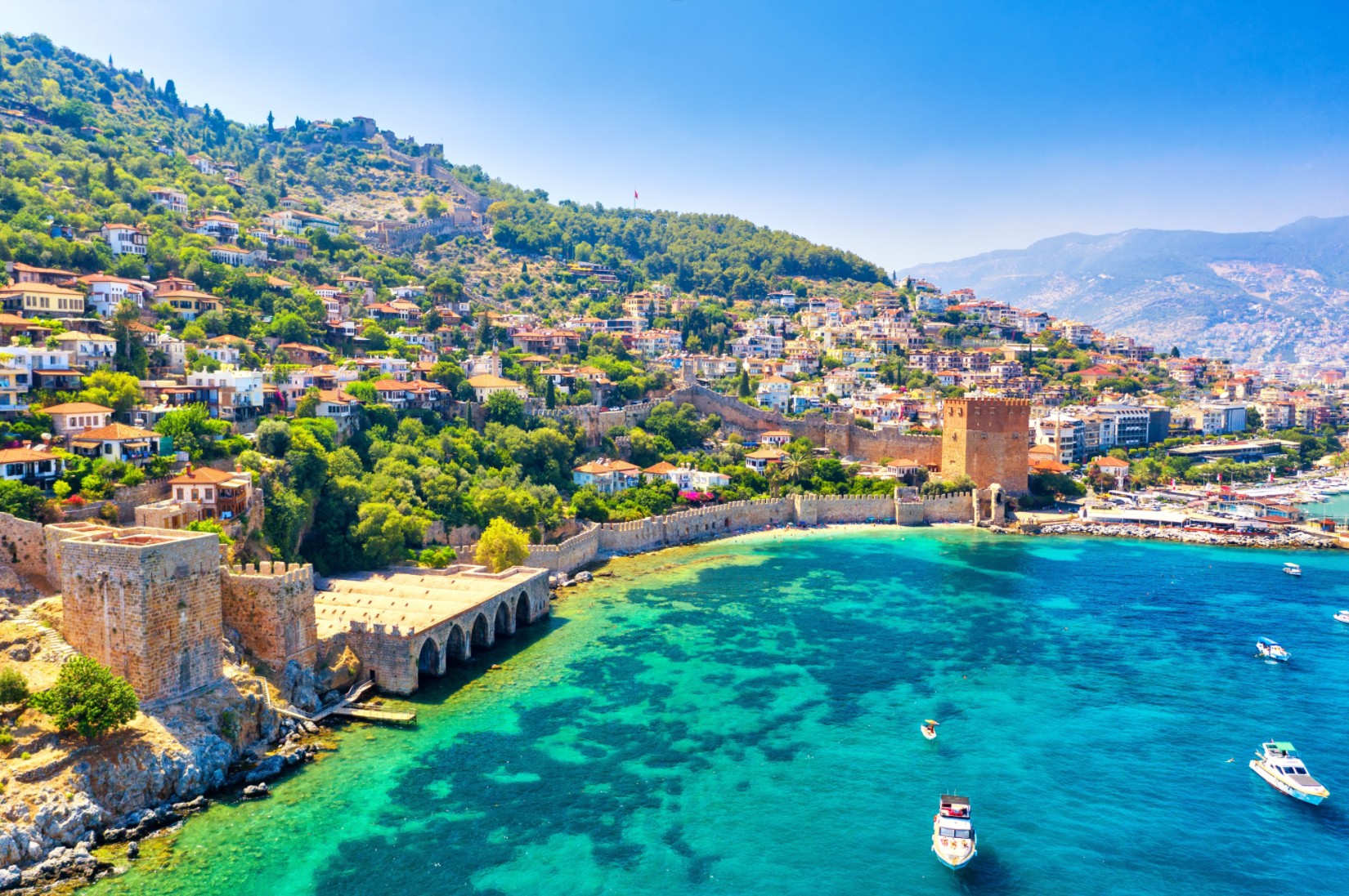 widok na wybrzeże Alanya