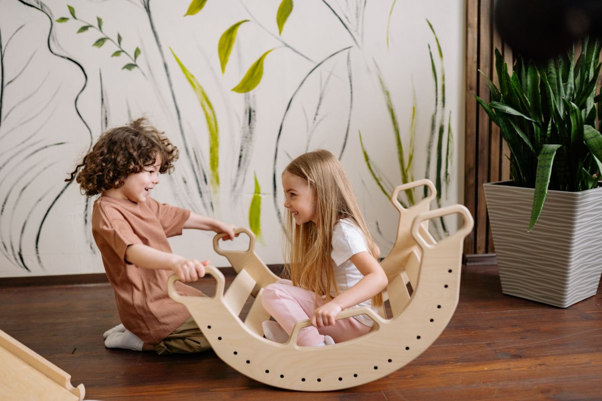 Co daje bujak Montessori? O wpływie na rozwój i wyobraźnię dziecka